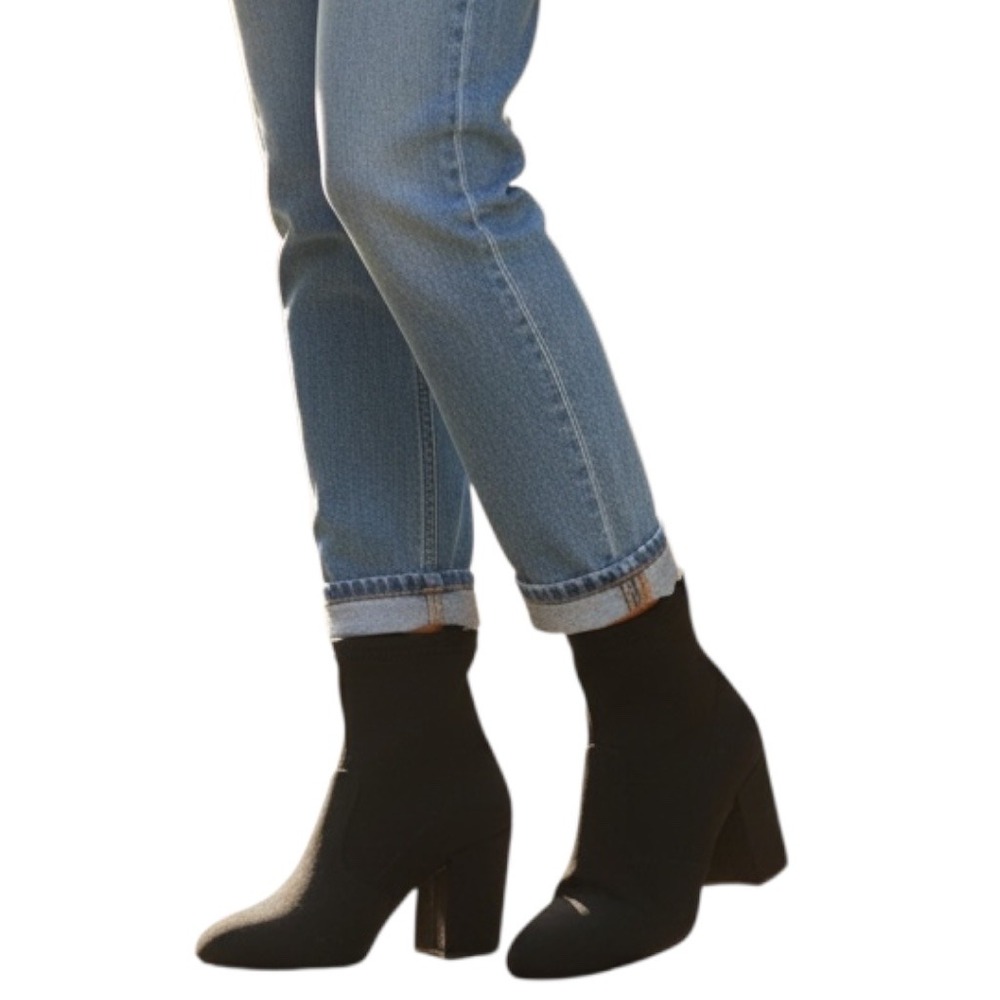 Steve Madden GAZE Black Suede Sock Block‎ Heel Ankle Boots Size 7.5M